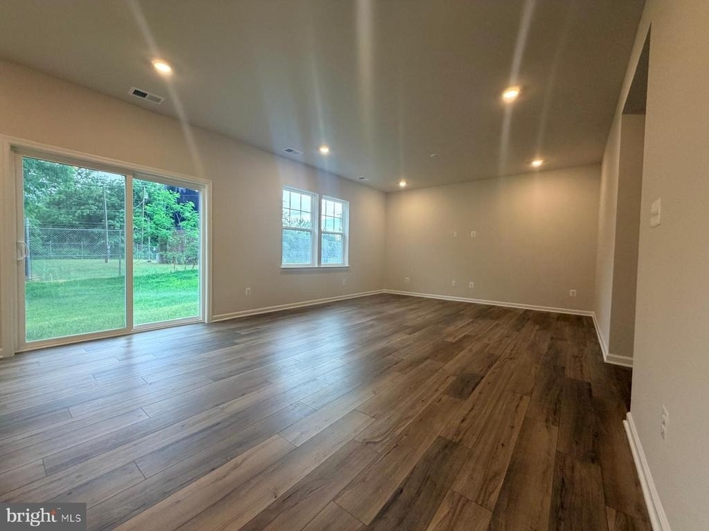19 Forest Grove Avenue - Photo 9