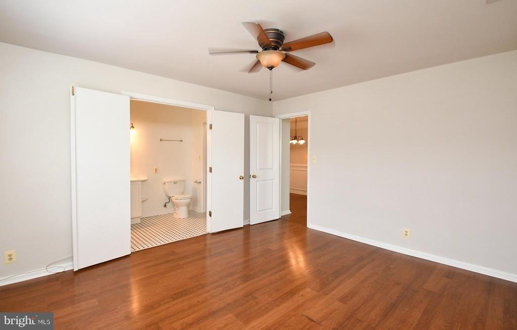 102 Chesterfield Lane - Photo 9