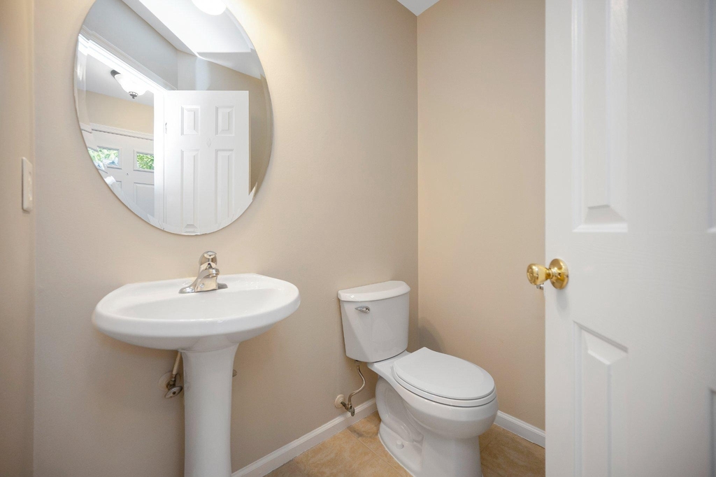 9705 Becker Court - Photo 2