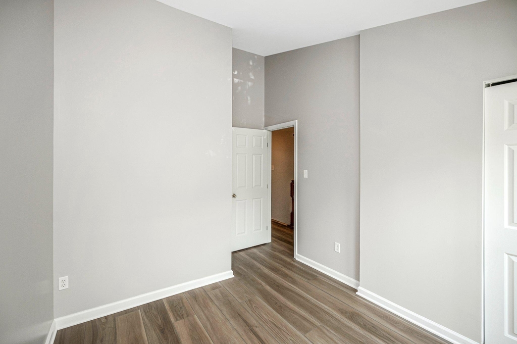 9705 Becker Court - Photo 16