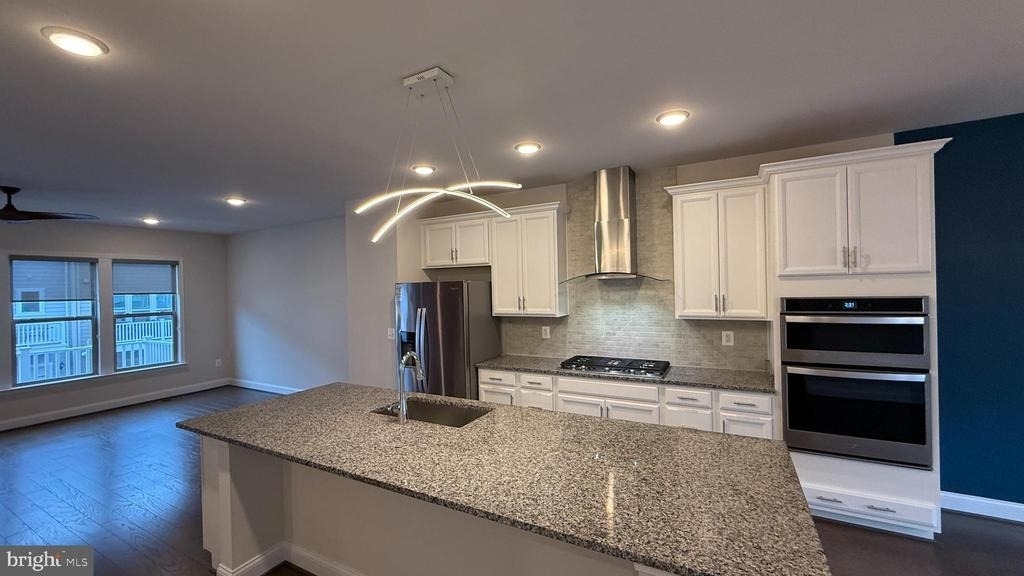 1949 Greenbriar Hall Road - Photo 3