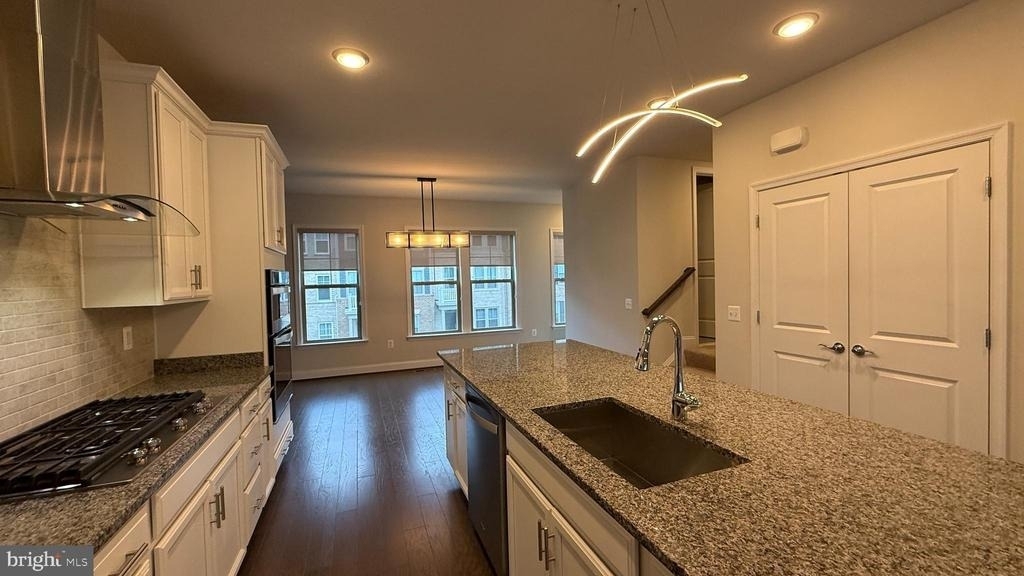 1949 Greenbriar Hall Road - Photo 2