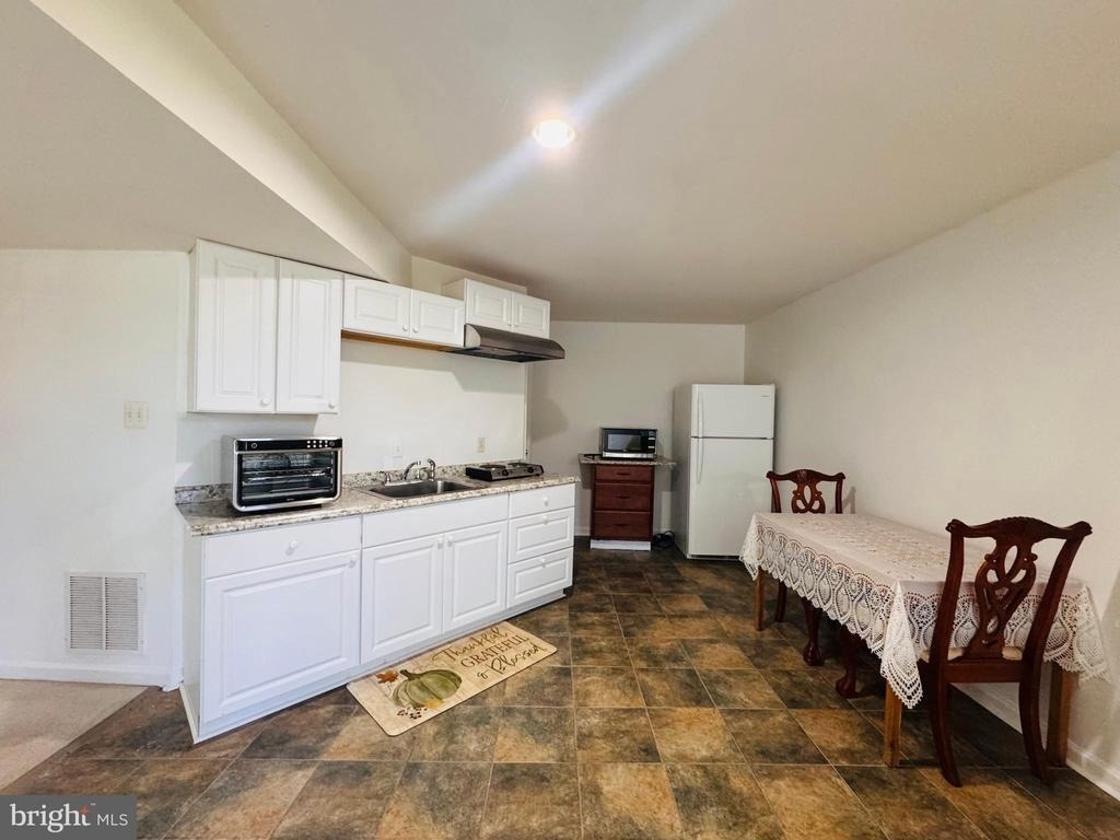 17754 Avenel Lane - Photo 13