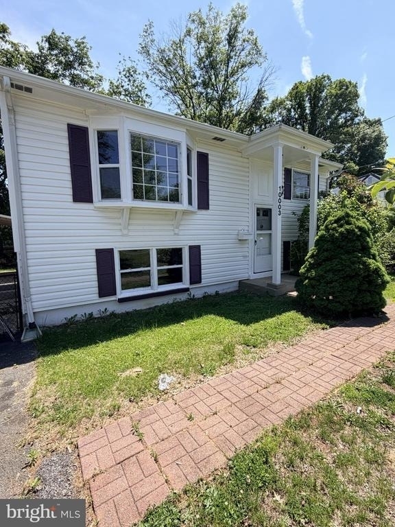 10003 Lomond - Photo 2