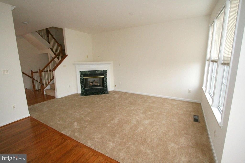46164 Aisquith Terrace - Photo 4