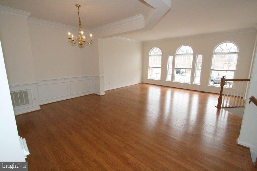 46164 Aisquith Terrace - Photo 1