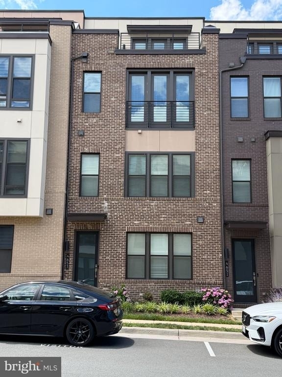 4653 Charger Place - Photo 1