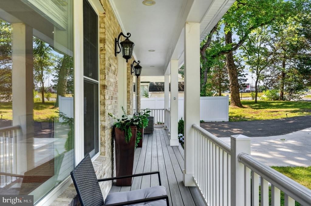 3925 Ashwood Place - Photo 6