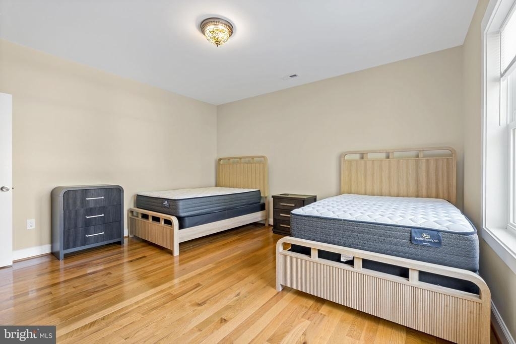 3925 Ashwood Place - Photo 27