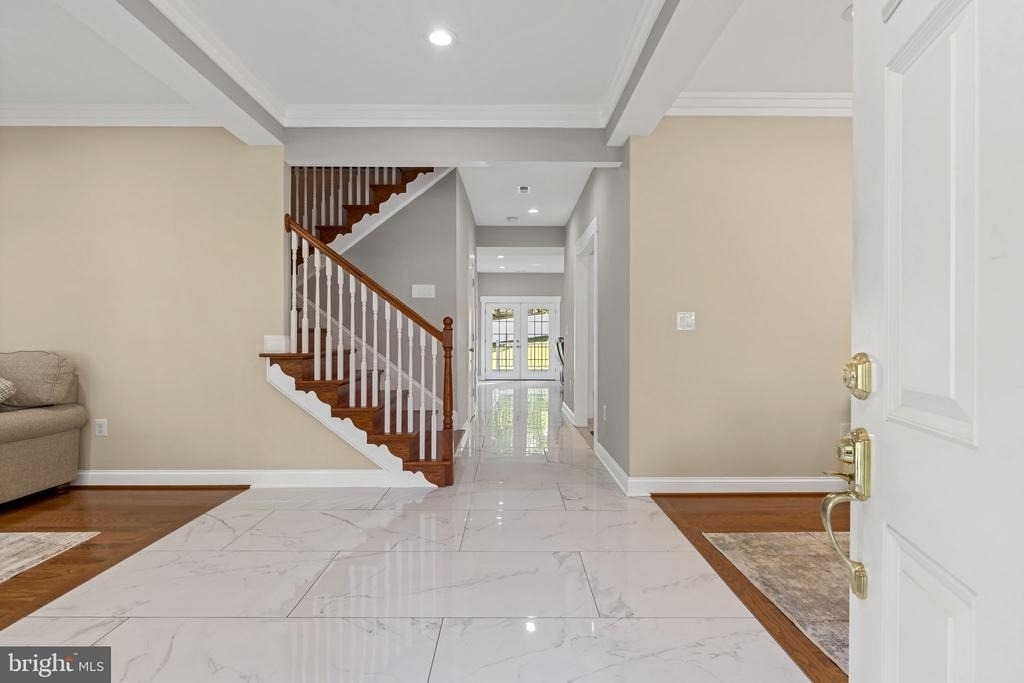 3925 Ashwood Place - Photo 9
