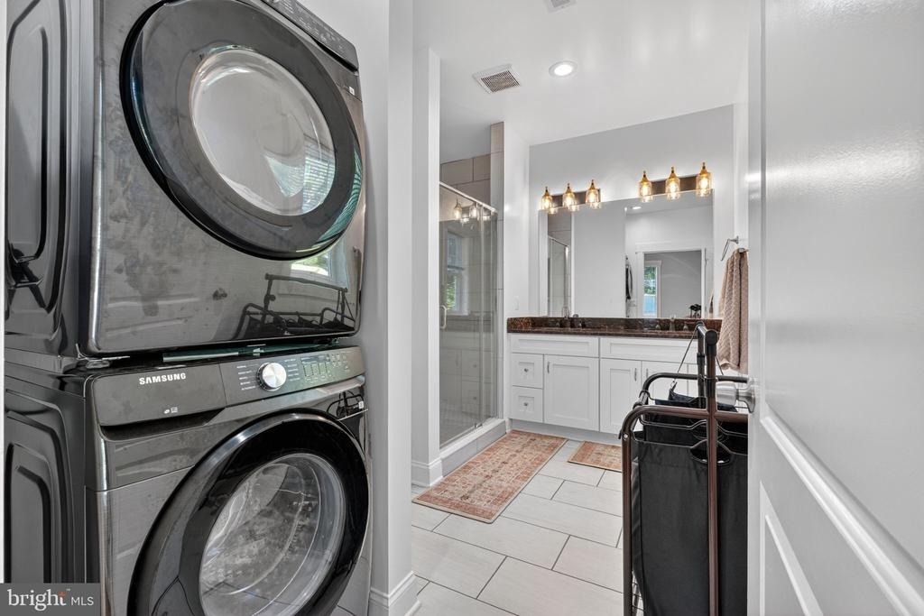3925 Ashwood Place - Photo 33