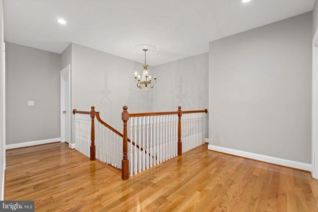 3925 Ashwood Place - Photo 24