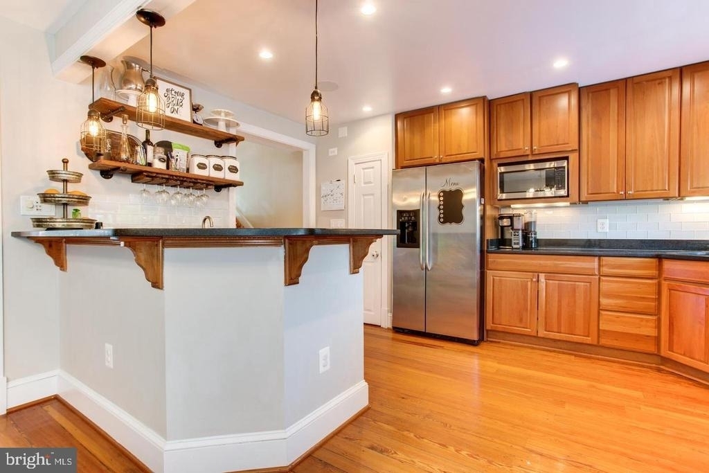 5407 Helm Court - Photo 10