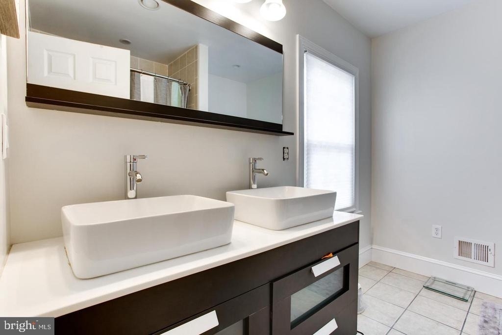 5407 Helm Court - Photo 21