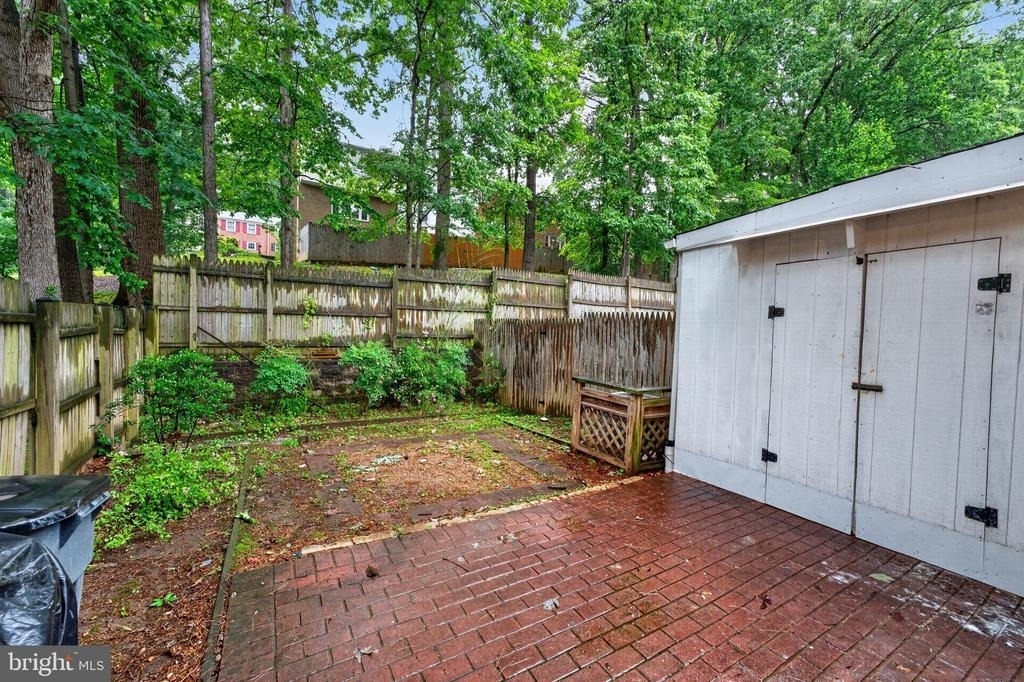 7601 Tiverton Drive - Photo 13