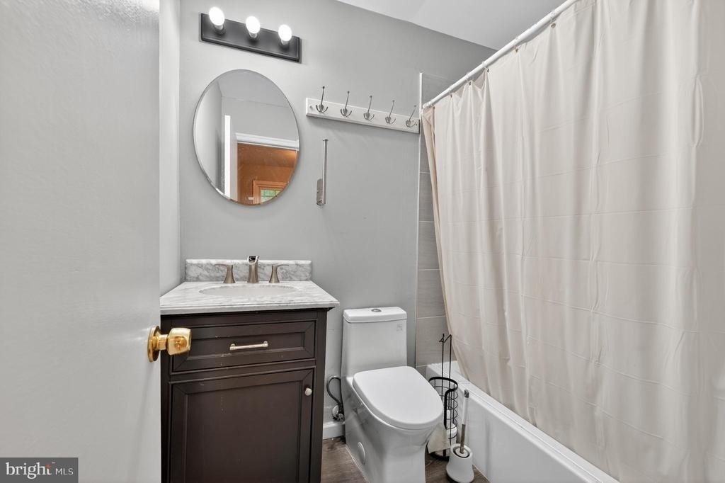 7601 Tiverton Drive - Photo 10