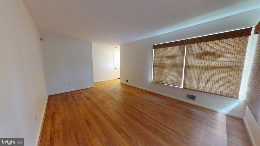 6415 Potomac Avenue - Photo 4