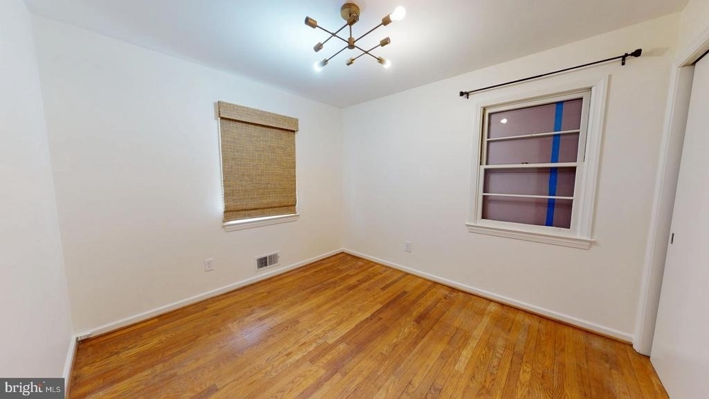 6415 Potomac Avenue - Photo 14