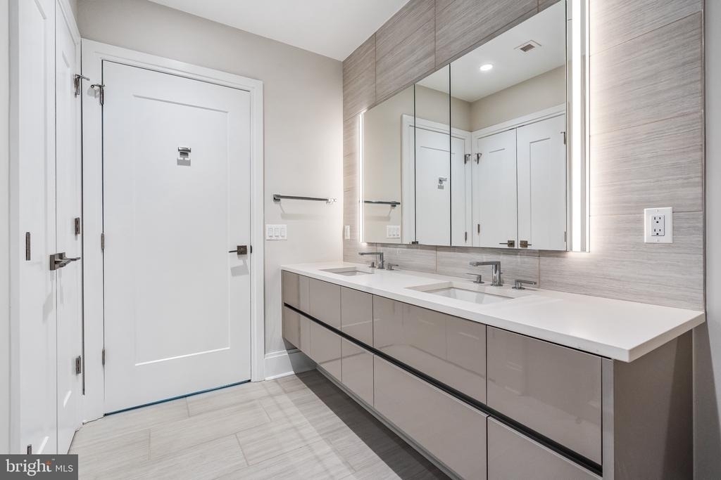 7887 Jones Branch Drive - Photo 13