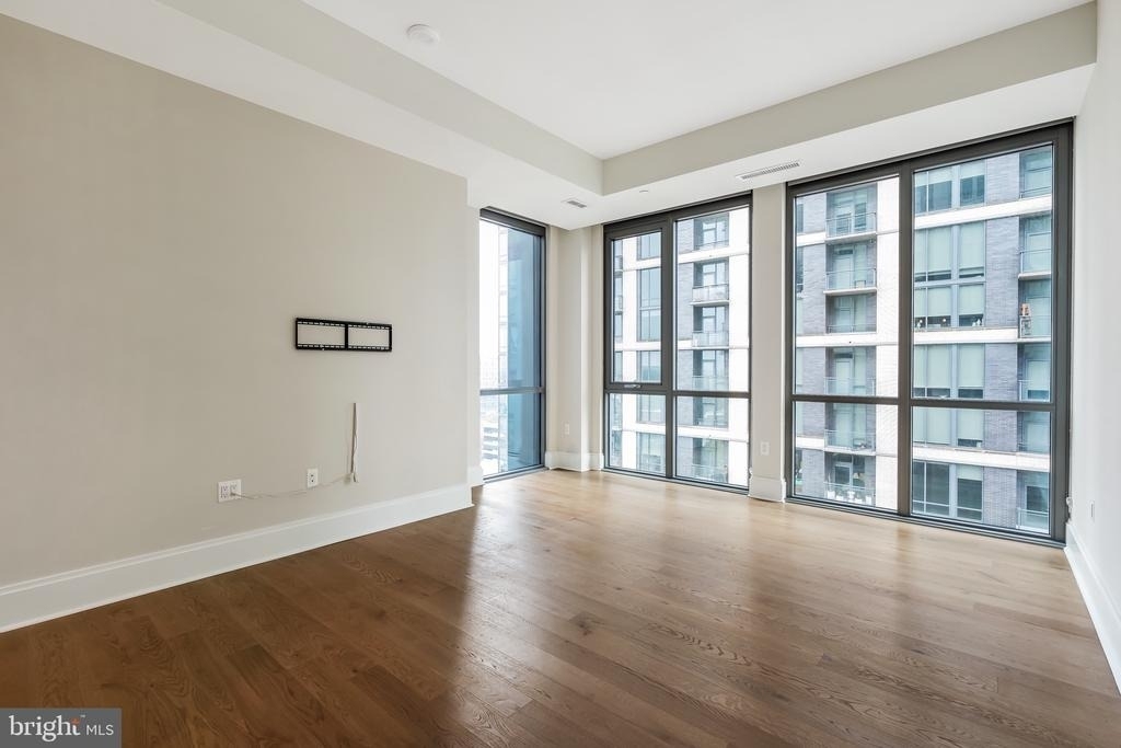 7887 Jones Branch Drive - Photo 10