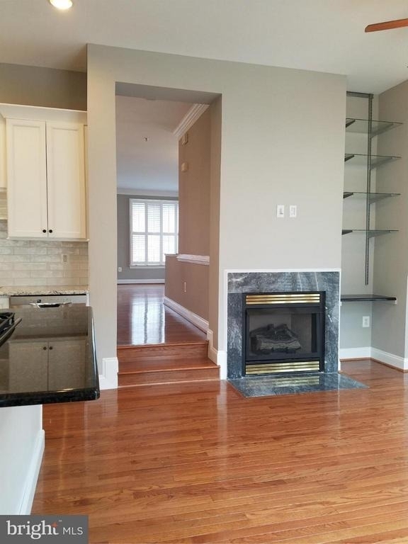 1619 Seneca Avenue - Photo 10