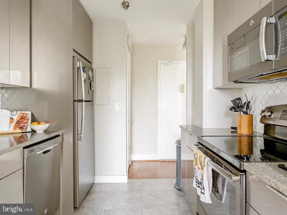 3245 Rio Drive - Photo 3