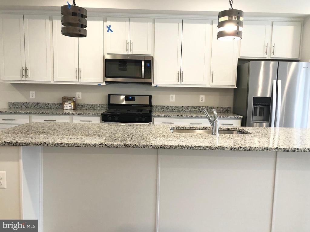 277 Willis St - Photo 5