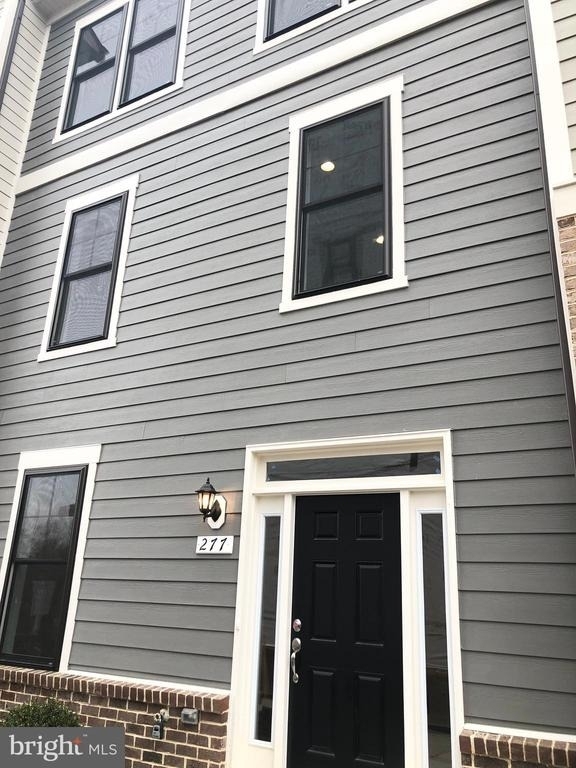 277 Willis St - Photo 20