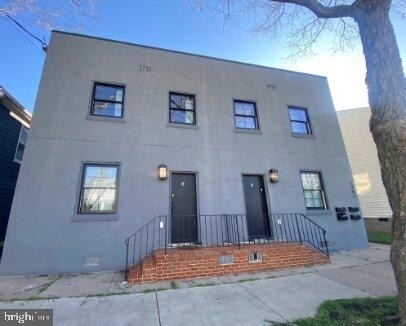 1401 Charles Street - Photo 0