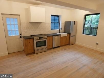 1401 Charles Street - Photo 1