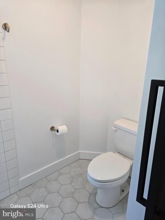 1401 Charles Street - Photo 9