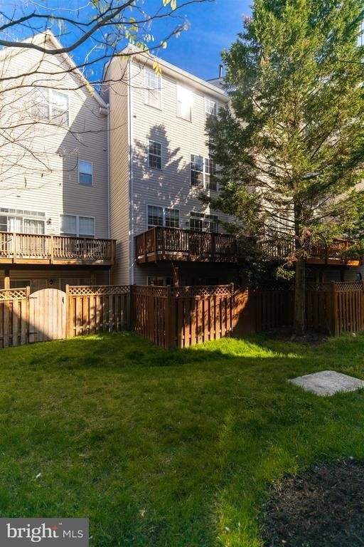 5140 Donovan Drive - Photo 38