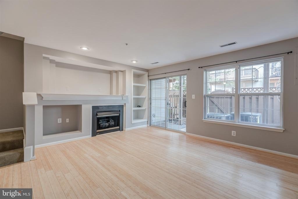 5140 Donovan Drive - Photo 7