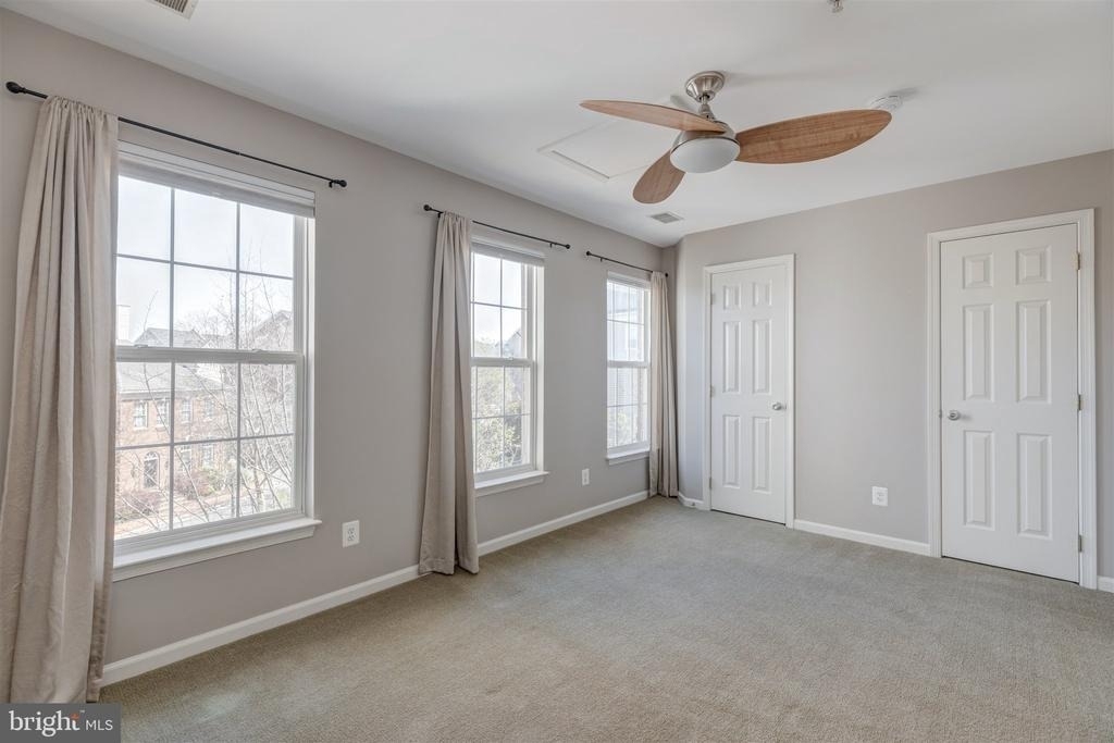 5140 Donovan Drive - Photo 25