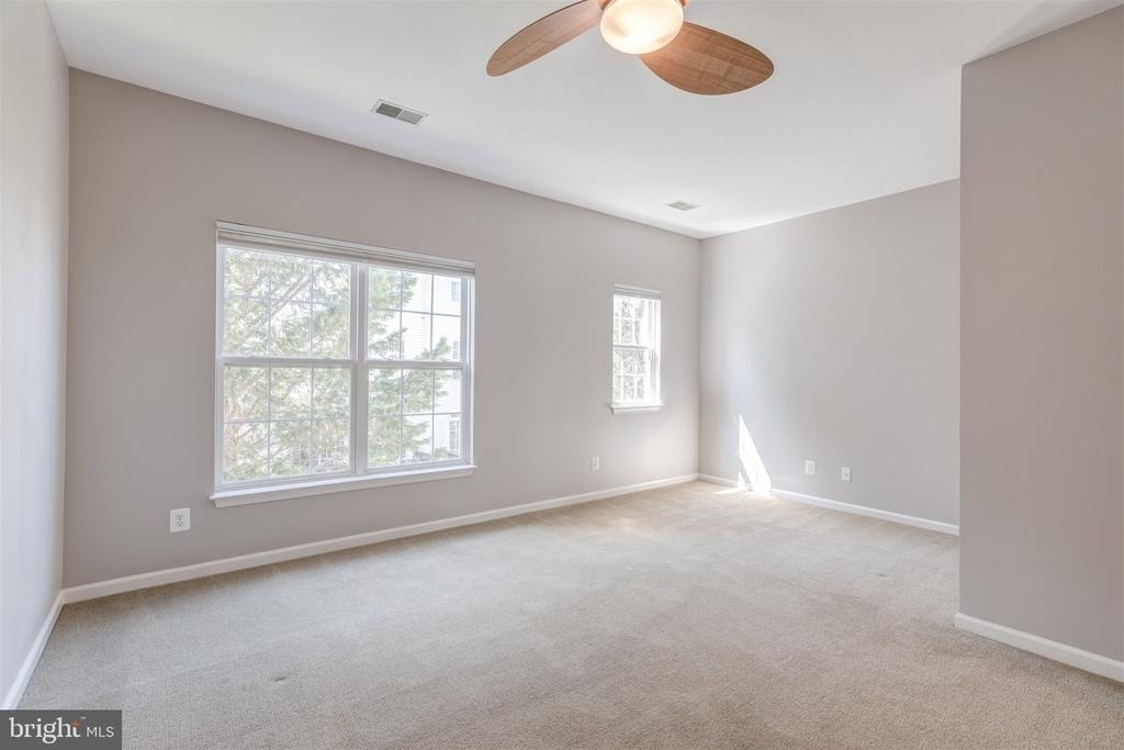 5140 Donovan Drive - Photo 28