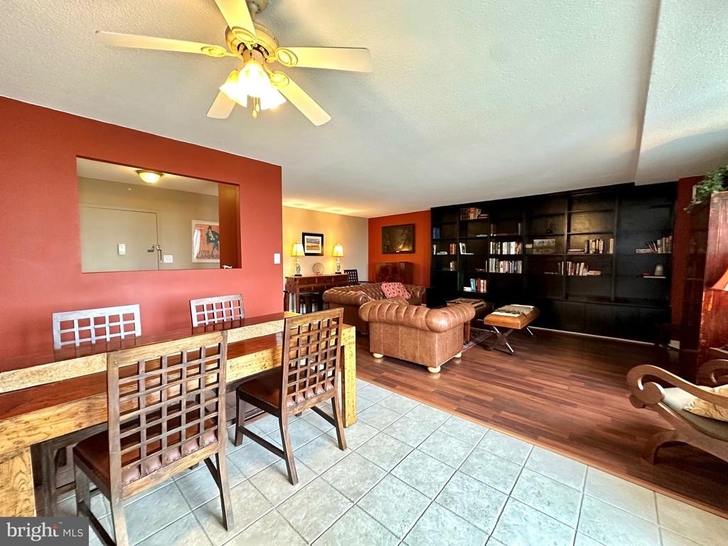 501 Slaters Lane - Photo 40