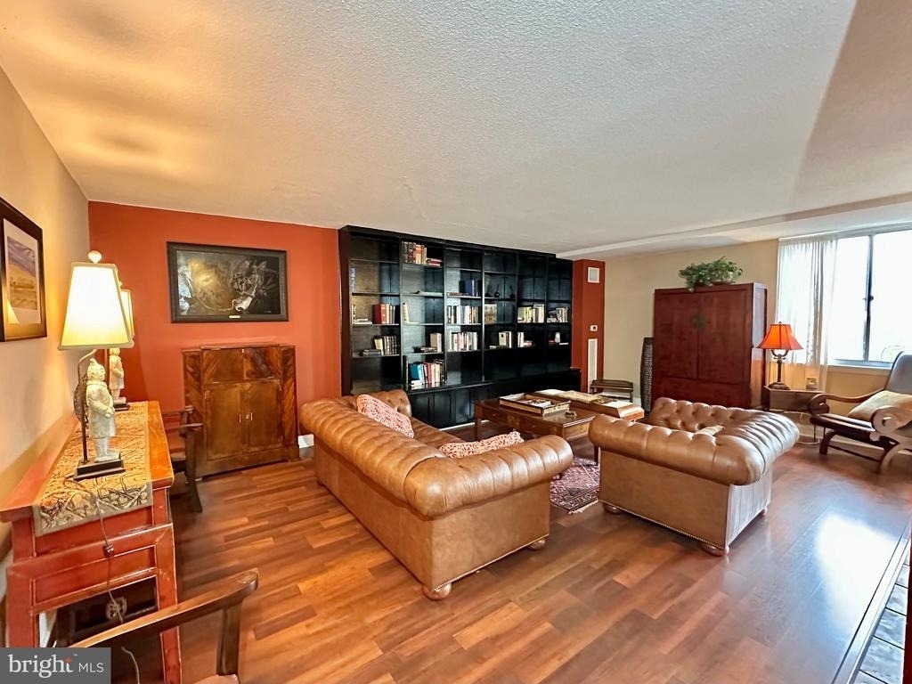 501 Slaters Lane - Photo 37