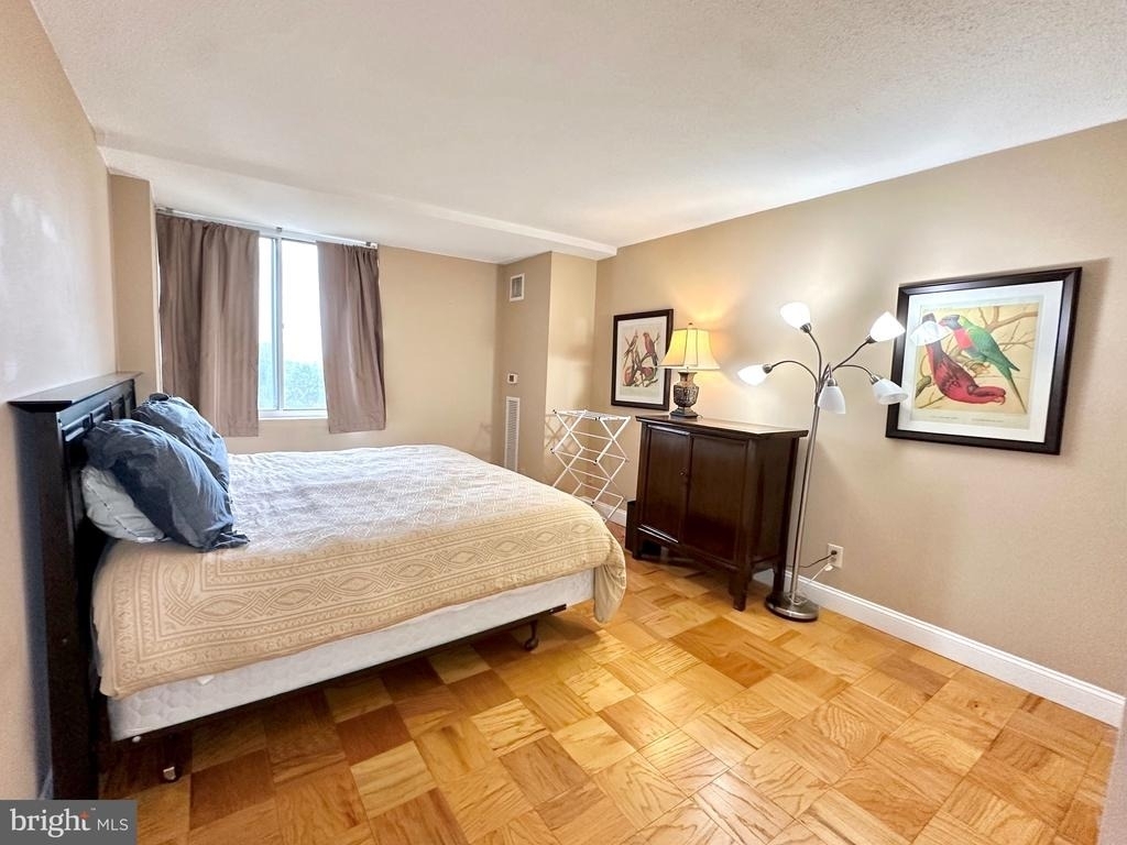 501 Slaters Lane - Photo 48