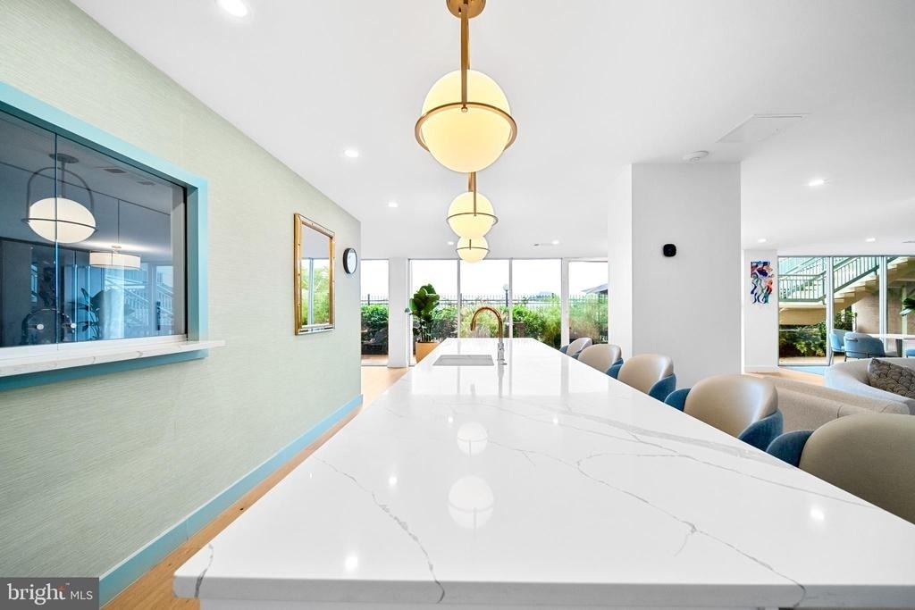 501 Slaters Lane - Photo 27