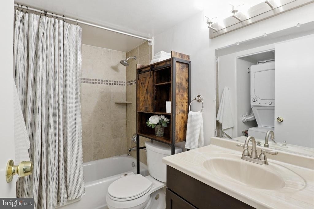 200 N Pickett Street - Photo 20