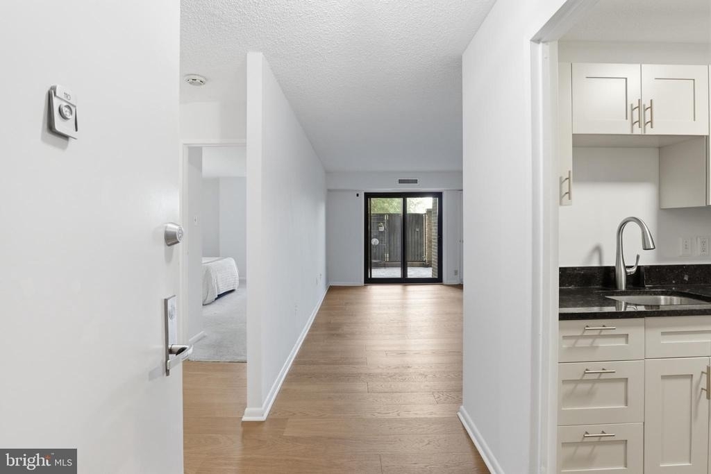 200 N Pickett Street - Photo 10