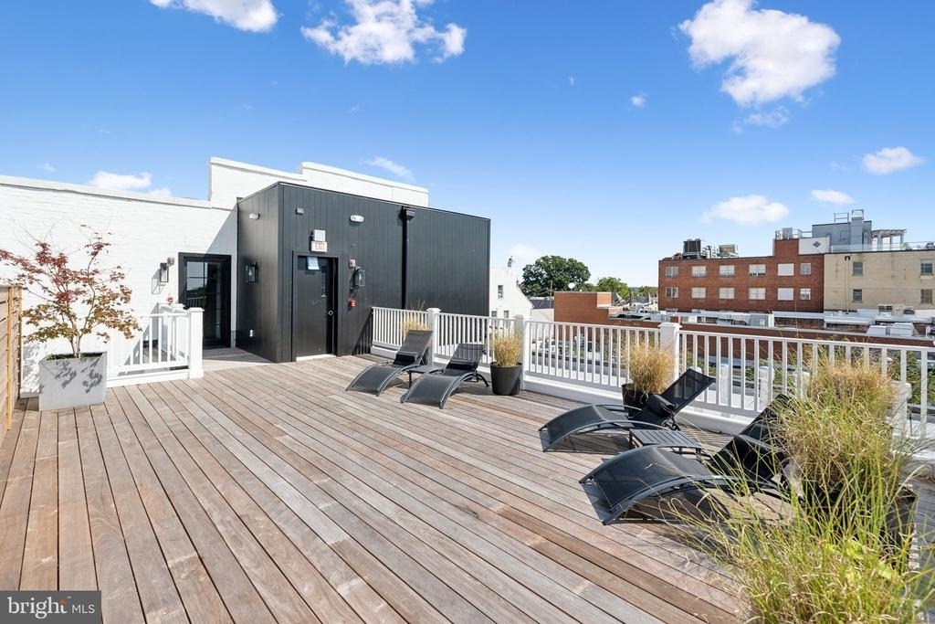 901 King Street - Photo 10