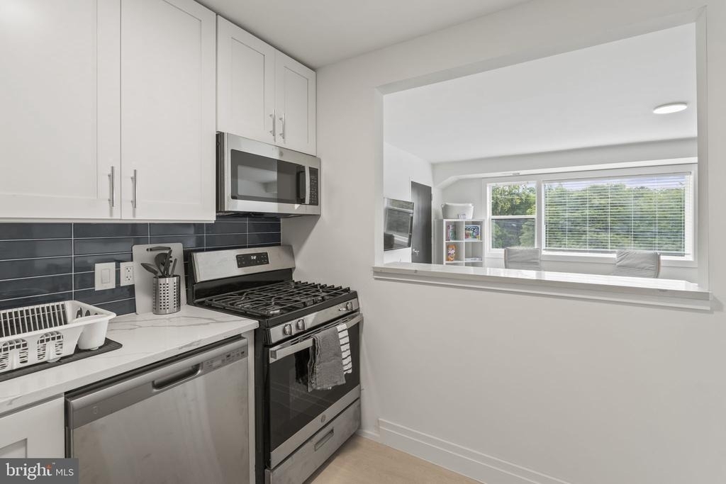 100 W Taylor Run Parkway W - Photo 3