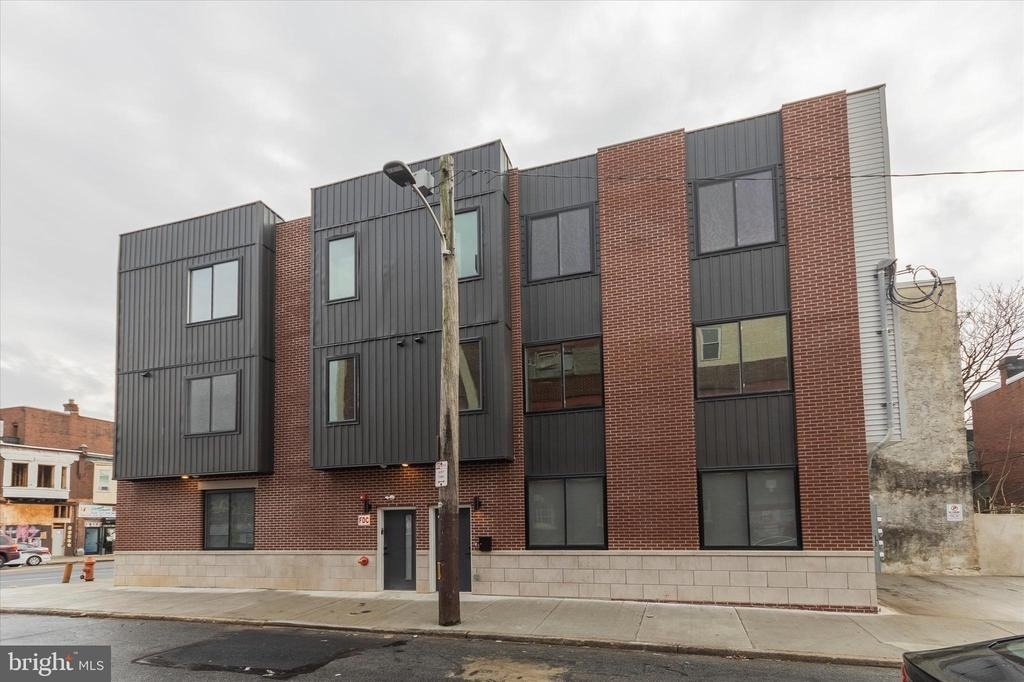316 S 52nd Street - Photo 9