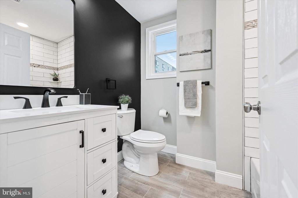 4359 Mitchell Street - Photo 4