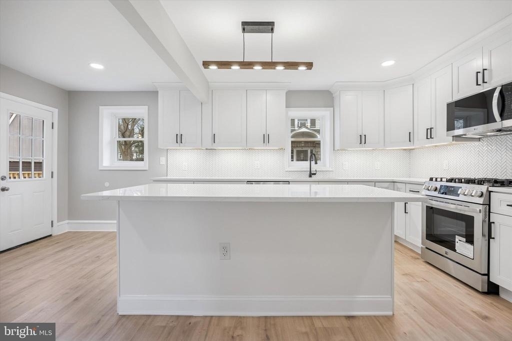 4359 Mitchell Street - Photo 3