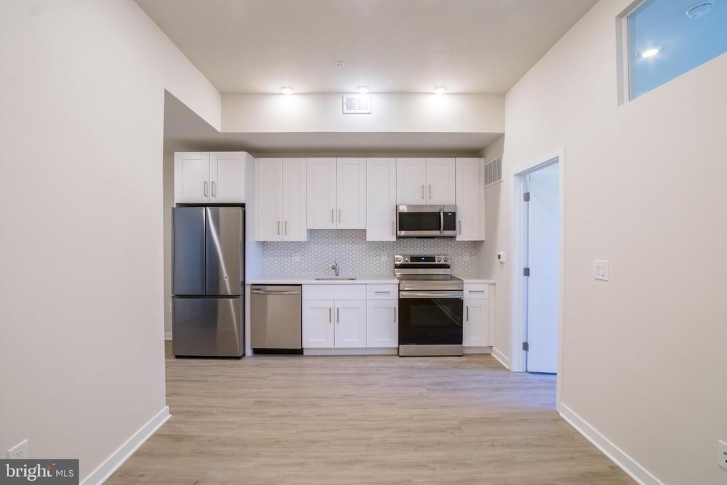 1330 S Patton Street - Photo 4