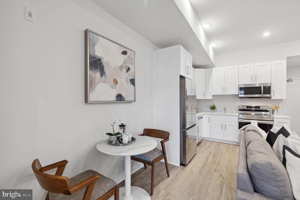1330 S Patton Street - Photo 3