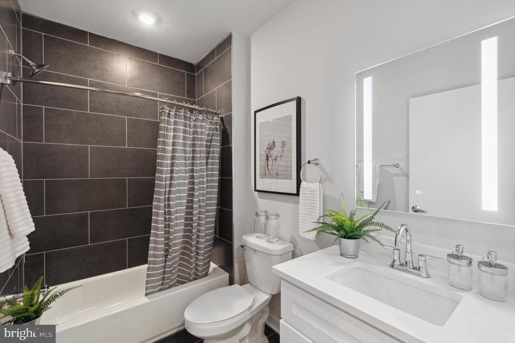 1330 S Patton Street - Photo 7