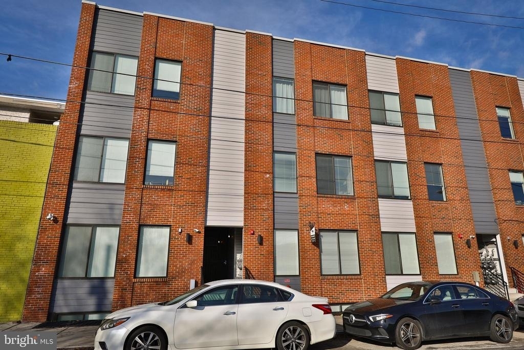 962 N 8th Street - Photo 0